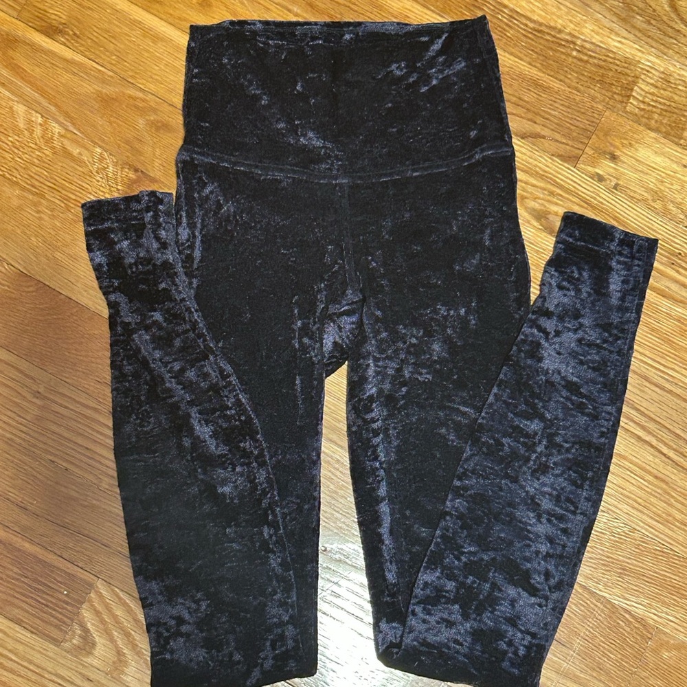 LULULEMON 🍋 crushed velvet align leggings - Picture 2 of 3